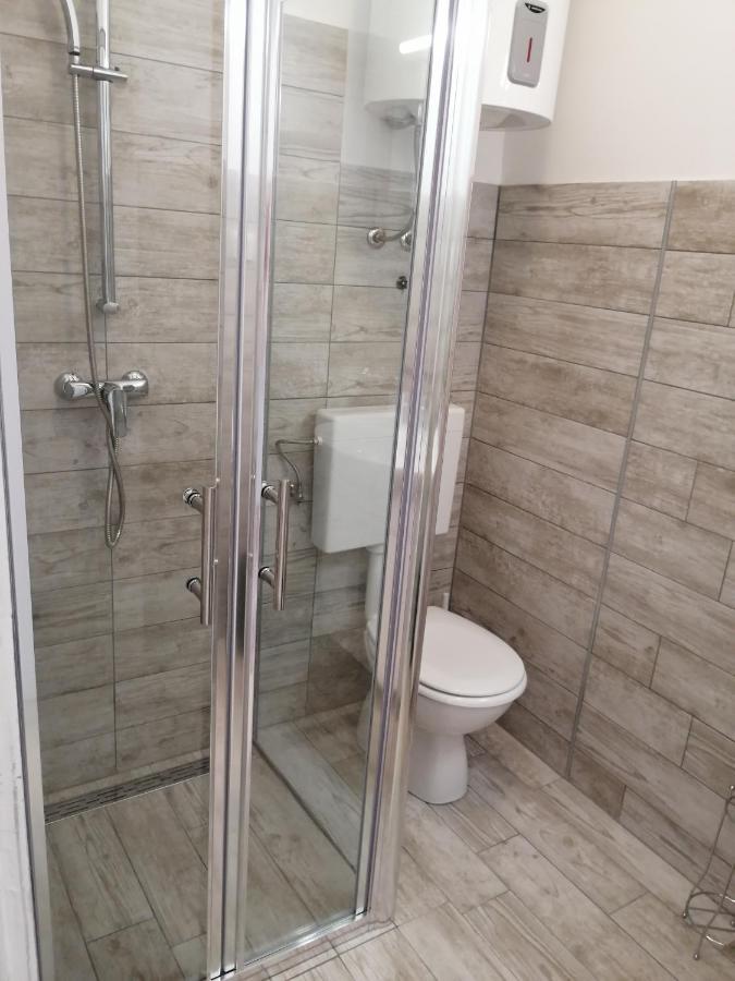 Apartmani Nevera Krk Town Exterior photo